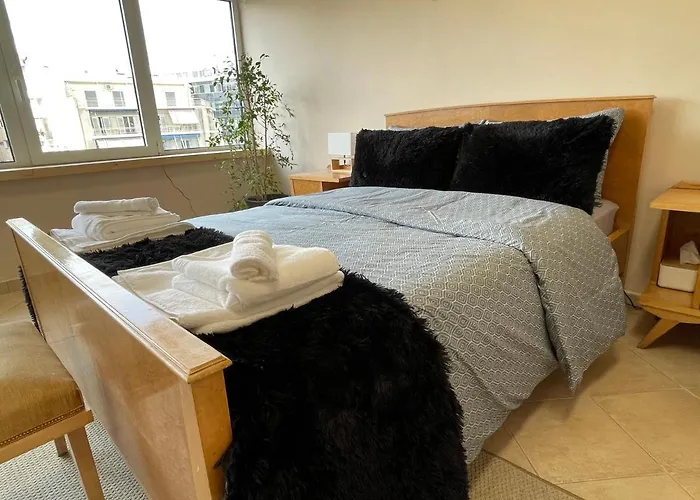 Modern Cityview Flat - 1 Min To Metro - Walk To Acropolis